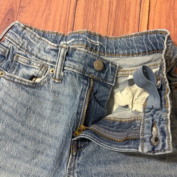 Old Navy Boys Size 10 Light Blue Distressed Tapered Built In Flex Jeans - Picture 12 of 14